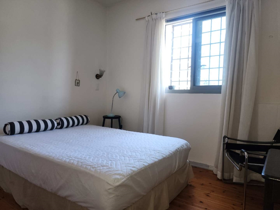 2 Bedroom Property for Sale in Sea Point Western Cape